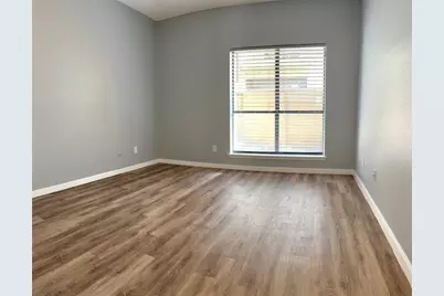 10049 Westpark Drive #107, Houston, TX 77042 - Photo 6