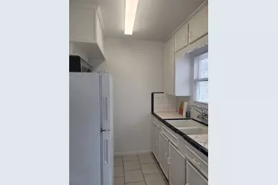 1914 Binz Street #C, Houston, TX 77004 - Photo 20