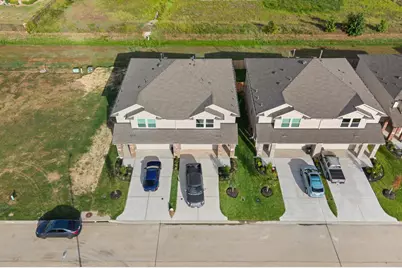 1369 Mixander Way, La Porte, TX 77571 - Photo 32