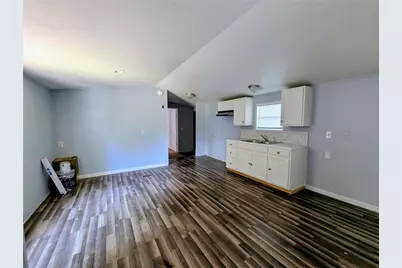 205 Curry Street, Livingston, TX 77351 - Photo 4