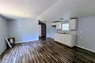 205 Curry St, Livingston, TX 77351 - Photo 4