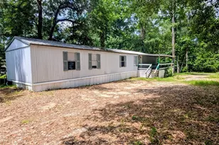 205 Curry St, Livingston, TX 77351 - Photo 2