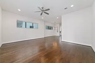 1917 W 15th St, Houston, TX 77008 - Photo 16