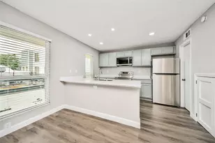 781 Country Pl Dr, Houston, TX 77079 - Photo 8