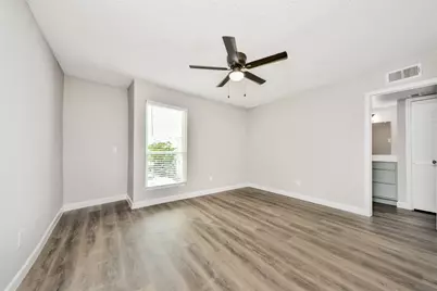 781 Country Place Drive #2021, Houston, TX 77079 - Photo 26