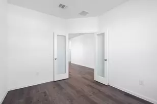 303 Ruby Frd Dr, Cove, TX 77523 - Photo 4