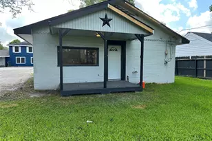 9334 Lomax St, Houston, TX 77093 - Photo 1