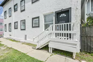 415 Fairview Ave, Houston, TX 77006 - Photo 2