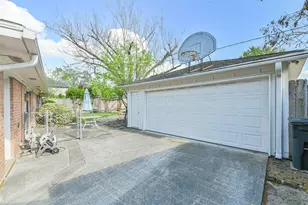 14115 Kimberley Ln, Houston, TX 77079 - Photo 8