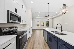 5949 Collingsworth St, Houston, TX 77026 - Photo 10