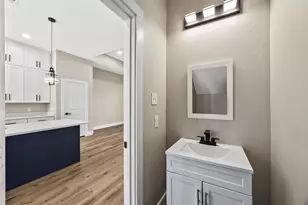 5949 Collingsworth St, Houston, TX 77026 - Photo 14