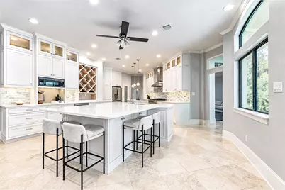 1510 Victoria Way, Friendswood, TX 77546 - Photo 2