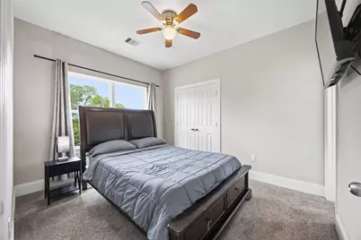 9320 Coffee Street #A-B, Houston, TX 77033 - Photo 20