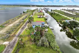 7215 Beau Rue St, Hitchcock, TX 77563 - Photo 42