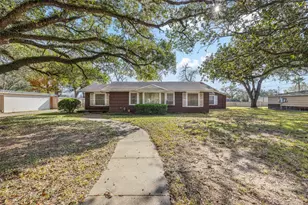 323 Harbert St, Columbus, TX 78934 - Photo 4