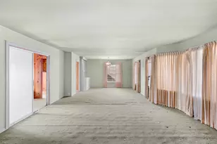 323 Harbert St, Columbus, TX 78934 - Photo 8