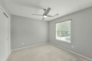 22 E New Avery Pl, Spring, TX 77382 - Photo 38