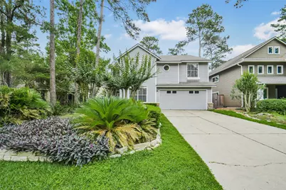 22 E New Avery Place, The Woodlands, TX 77382 - Photo 2