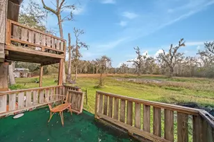 209 River Rd, Angleton, TX 77515 - Photo 8