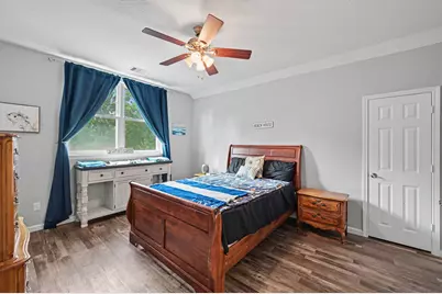 915 N Hunting Tower Run, Conroe, TX 77316 - Photo 30