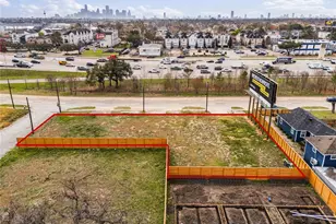 1025 North Loop, Houston, TX 77022 - Photo 2