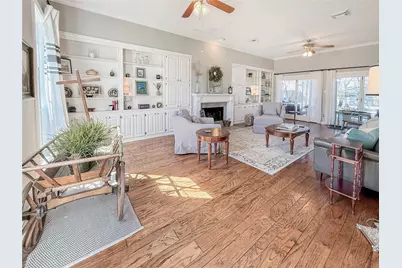 443 Huckleberry Drive, Lake Jackson, TX 77566 - Photo 12