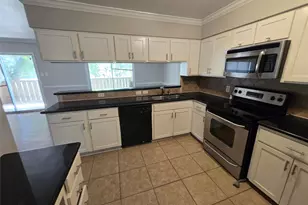 5661 Birchmont Dr, Houston, TX 77091 - Photo 2