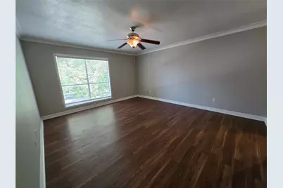 5661 Birchmont Drive #E, Houston, TX 77091 - Photo 16