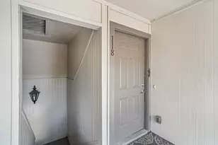 12633 Memorial Dr, Houston, TX 77024 - Photo 22