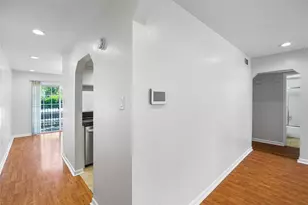 12633 Memorial Dr, Houston, TX 77024 - Photo 10