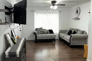 10442 Southport Dr, Houston, TX 77089 - Photo 12