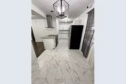 10442 Southport Drive, Houston, TX 77089 - Photo 4