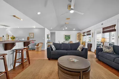 12808 Camino Famoso Road, Galveston, TX 77554 - Photo 8