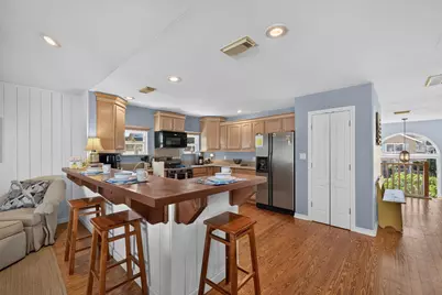 12808 Camino Famoso Road, Galveston, TX 77554 - Photo 12