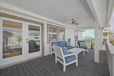 12808 Camino Famoso Road, Galveston, TX 77554 - Photo 32