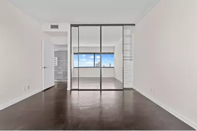 5000 Montrose Boulevard #16B, Houston, TX 77006 - Photo 10