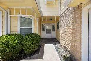 11510 Pagoda Dr, Houston, TX 77477 - Photo 8