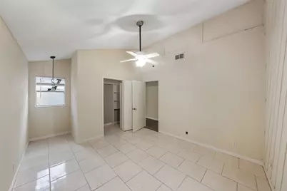 1926 Maple Lakes Drive, Houston, TX 77339 - Photo 28