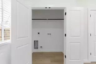 8412 Darien St, Houston, TX 77028 - Photo 30