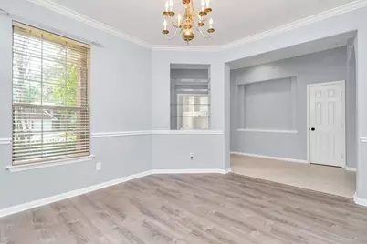 19 Long Springs Place, The Woodlands, TX 77382 - Photo 6