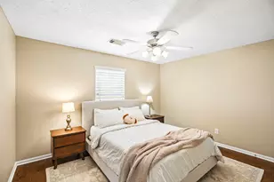 2113 Coldwater Bridge Ln, League City, TX 77573 - Photo 38