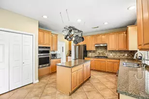 2113 Coldwater Bridge Ln, League City, TX 77573 - Photo 20
