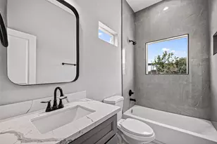 5027 Dickens Rd, Houston, TX 77021 - Photo 6