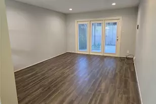 12968 Trail Hollow Dr, Houston, TX 77079 - Photo 1