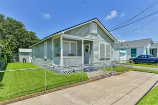 2115 Jack Johnson Blvd, Galveston, TX 77550 - Photo 1