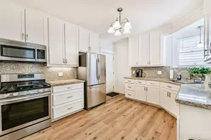 2115 Jack Johnson Blvd, Galveston, TX 77550 - Photo 6