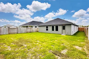 206 Amy St, Angleton, TX 77515 - Photo 34