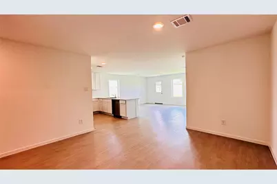 206 Amy Street, Angleton, TX 77515 - Photo 16