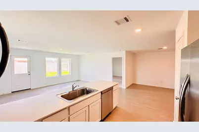 206 Amy Street, Angleton, TX 77515 - Photo 24