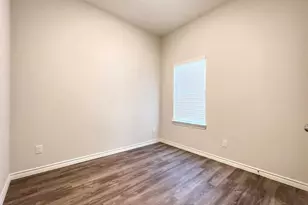 306 Helen St, Cleveland, TX 77328 - Photo 10